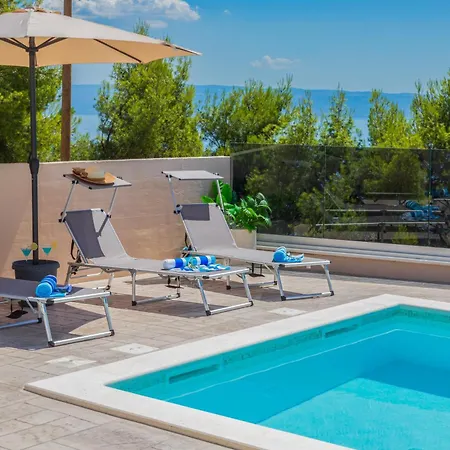 Zarello With Private Pool Next To The Sea Ferienhaus Split