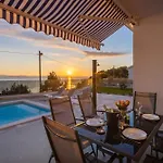 Zarello With Private Pool Next To The Sea Σπίτι διακοπών *