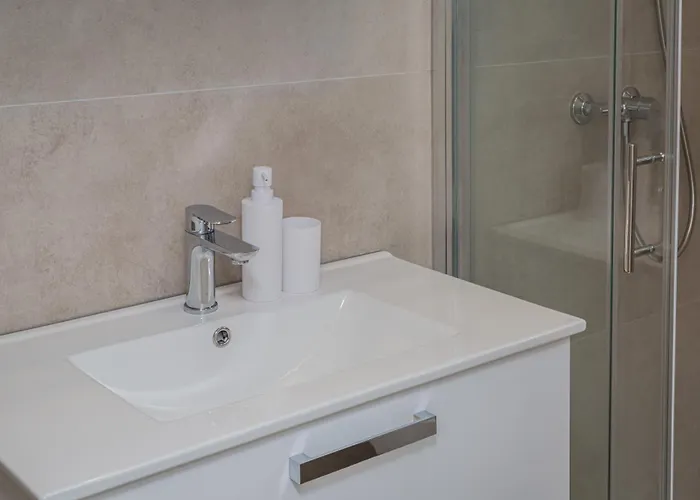 Zarello With Private Pool Next To The Sea *