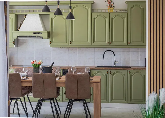 Zarello With Private Pool Next To The Sea Hébergement de vacances Split