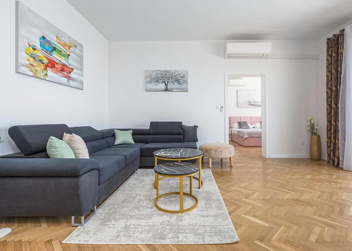 Zarello With Private Pool Next To The Sea *