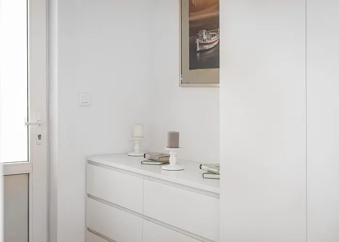 Zarello With Private Pool Next To The Sea Hébergement de vacances Split