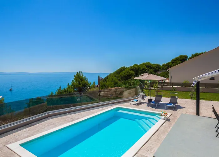 Hébergement de vacances Zarello With Private Pool Next To The Sea *